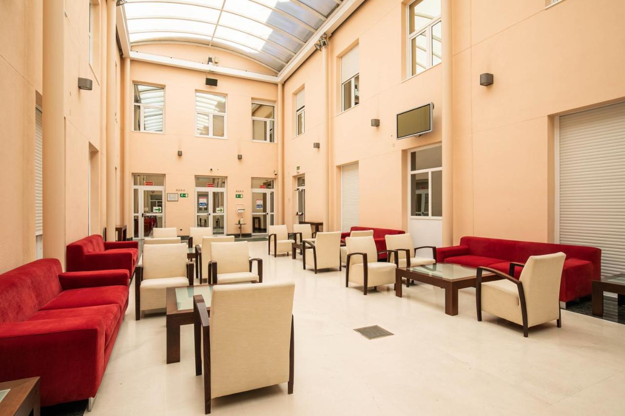 Micampus Aranjuez Student Residence エクステリア 写真